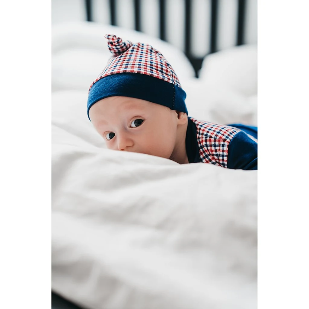 Kojenecká bavlněná čepička New Baby Checkered, vel. 86 (12-18m)