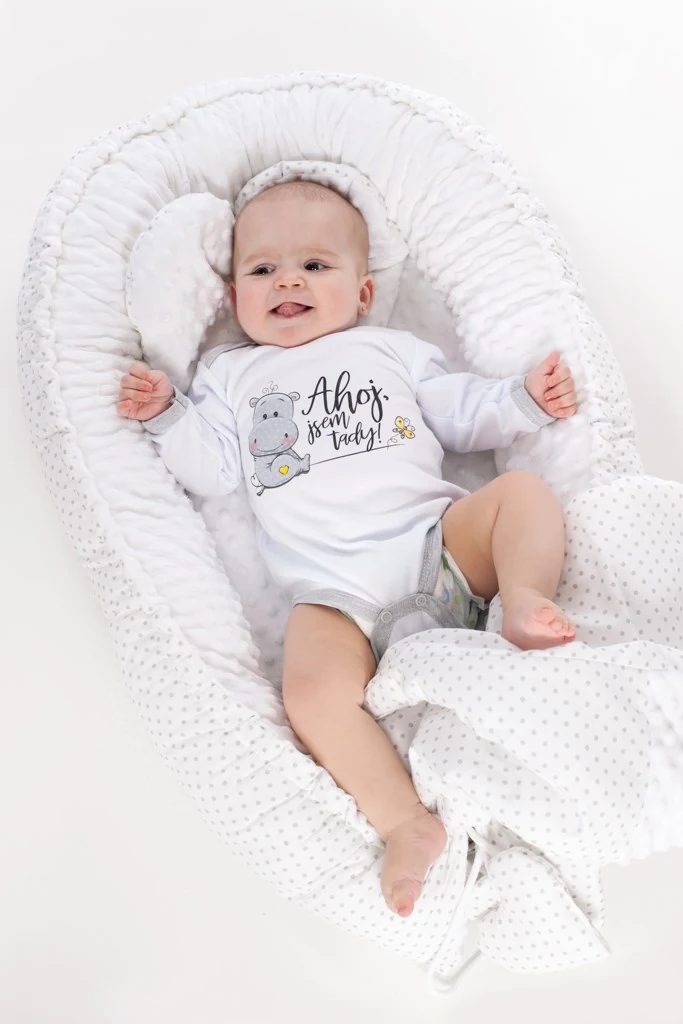 Body s potiskem New Baby Ahoj, jsem tady! - dárkové balení, vel. 86 (12-18m)