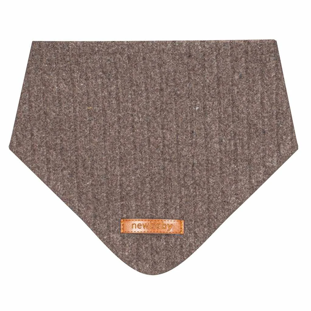 Podzimní kojenecká čepička s šátkem na krk New Baby Special One hnědá, vel. 74 (6-9m)