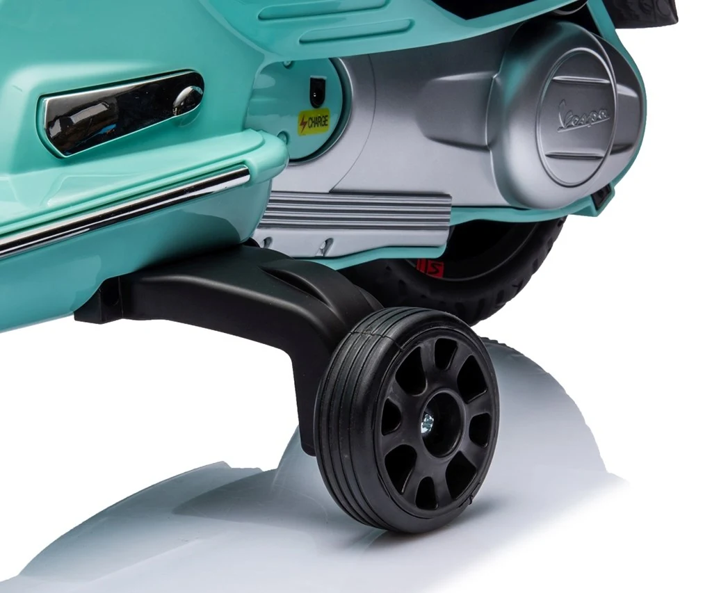 Elektrický skútr Milly Mally Vespa GTS Super mint