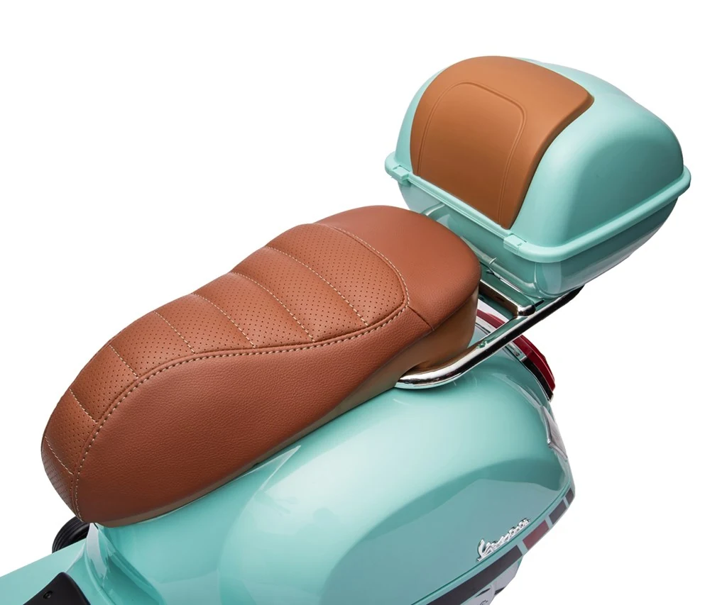 Elektrický skútr Milly Mally Vespa GTS Super mint
