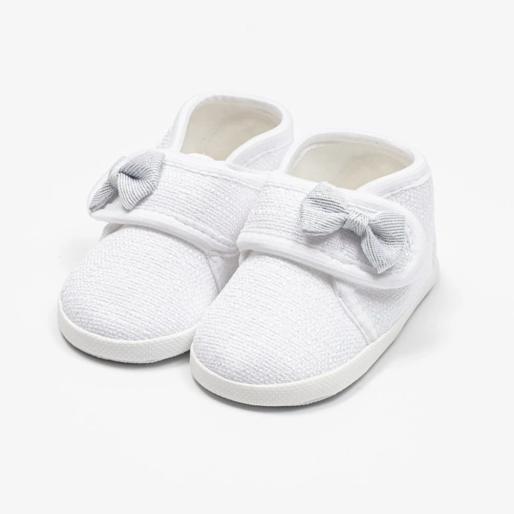 Kojenecké capáčky s mašličkou New Baby bílá 12-18 m, vel. 12-18 m