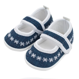Kojenecké capáčky New Baby Jeans bílé 0-3 m velikost 116/122